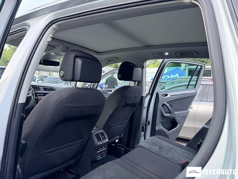 2021 Volkswagen Tiguan — Miniatură 8