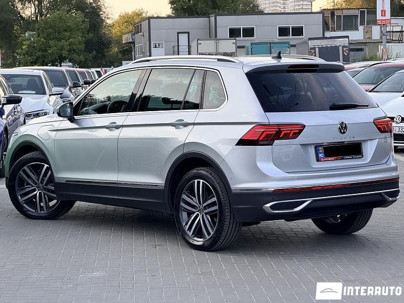 2021 Volkswagen Tiguan — Miniatură 2