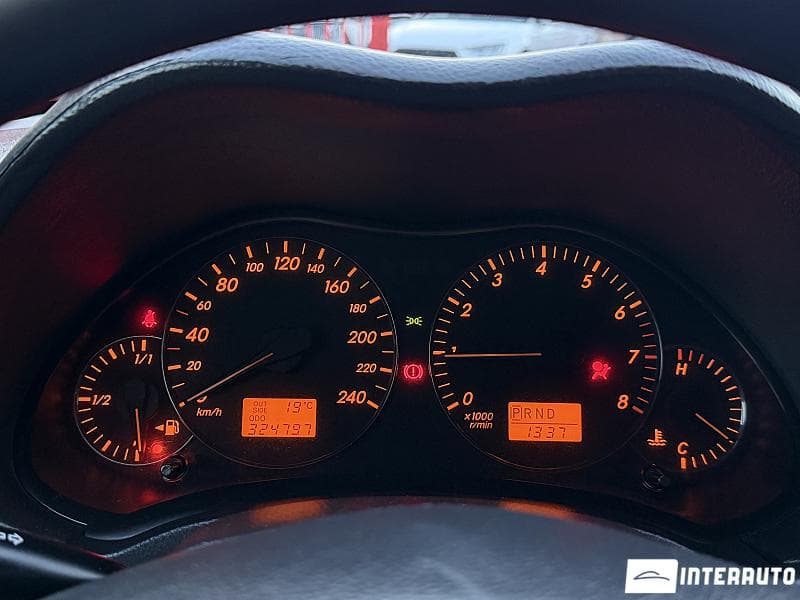 2004 Toyota Avensis — Miniatură 9