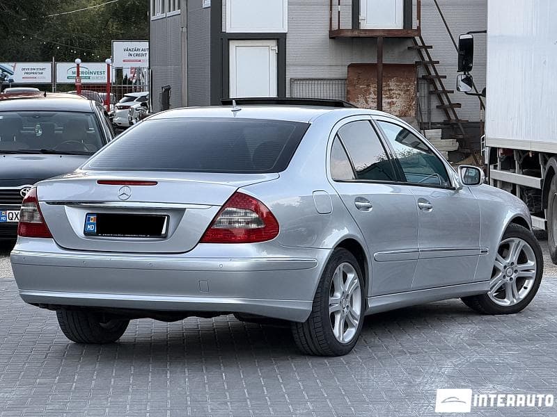 2008 Mercedes E 220 — Miniatură 3