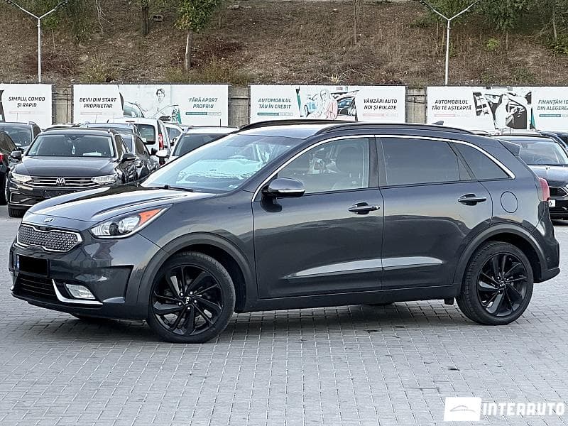 2017 Kia Niro — Miniatură 2