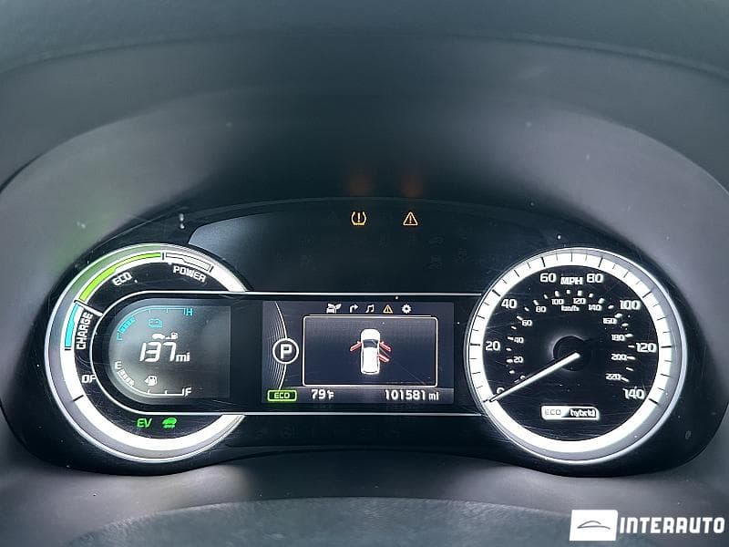 2017 Kia Niro — Miniatură 8