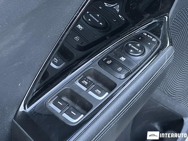 2017 Kia Niro — Miniatură 17