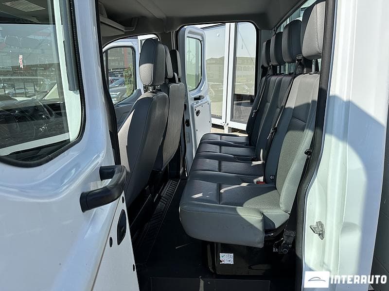 2015 Ford Transit — Miniatură 13