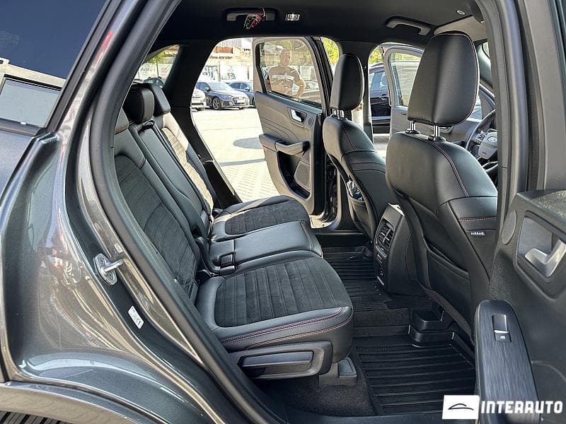 2021 Ford Kuga — Miniatură 14