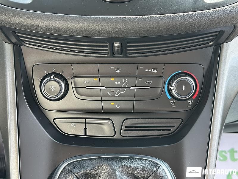 2017 Ford Kuga — Miniatură 10