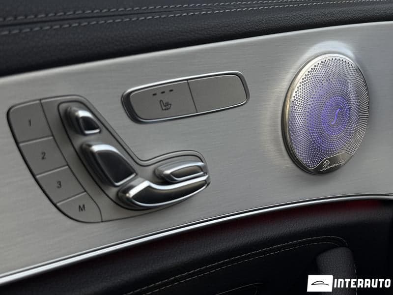 2020 Mercedes E 300e — Miniatură 9