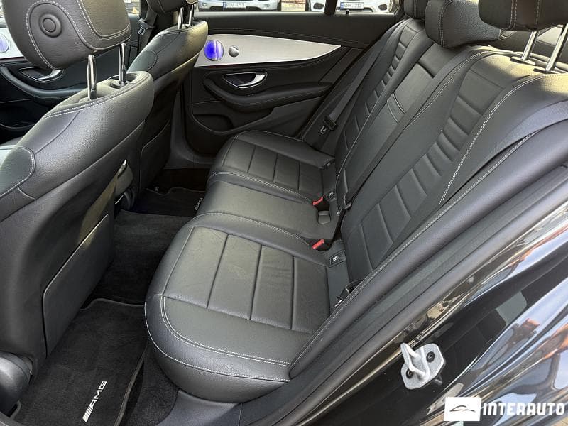 2020 Mercedes E 300e — Miniatură 21