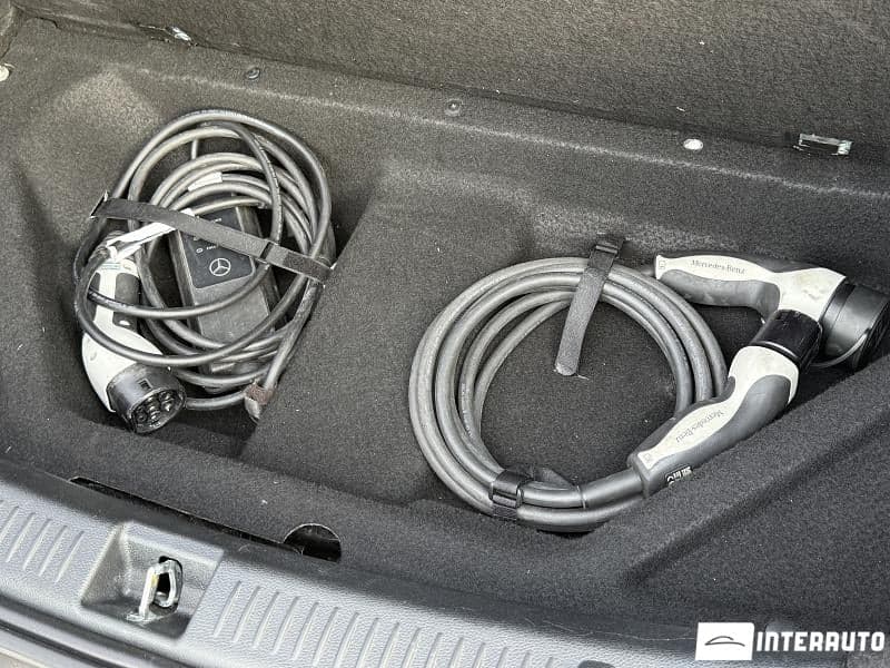 2020 Mercedes E 300e — Miniatură 24