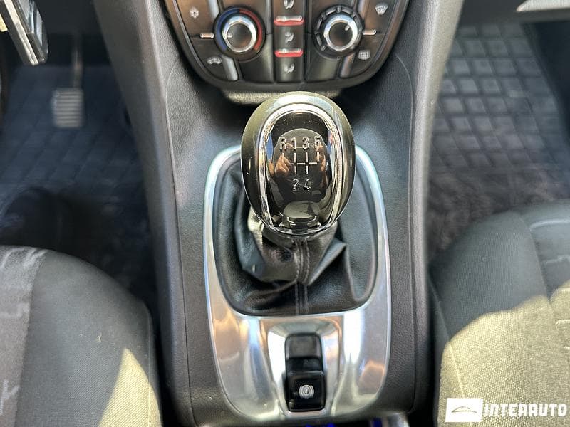 2011 Opel Meriva — Miniatură 10