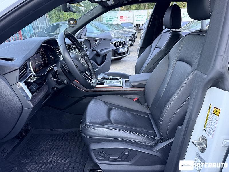 2018 Audi Q8 — Miniatură 5