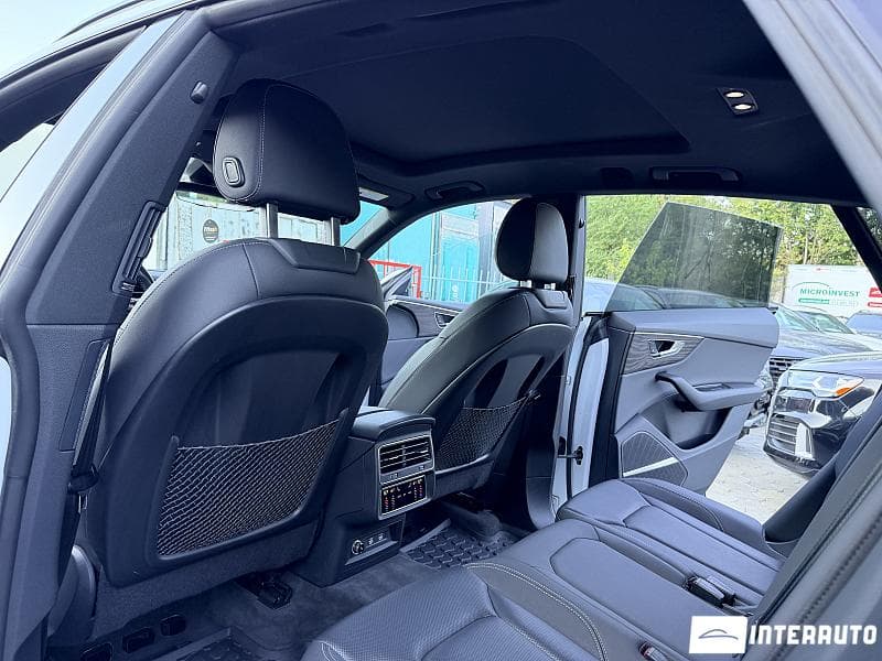 2018 Audi Q8 — Miniatură 9