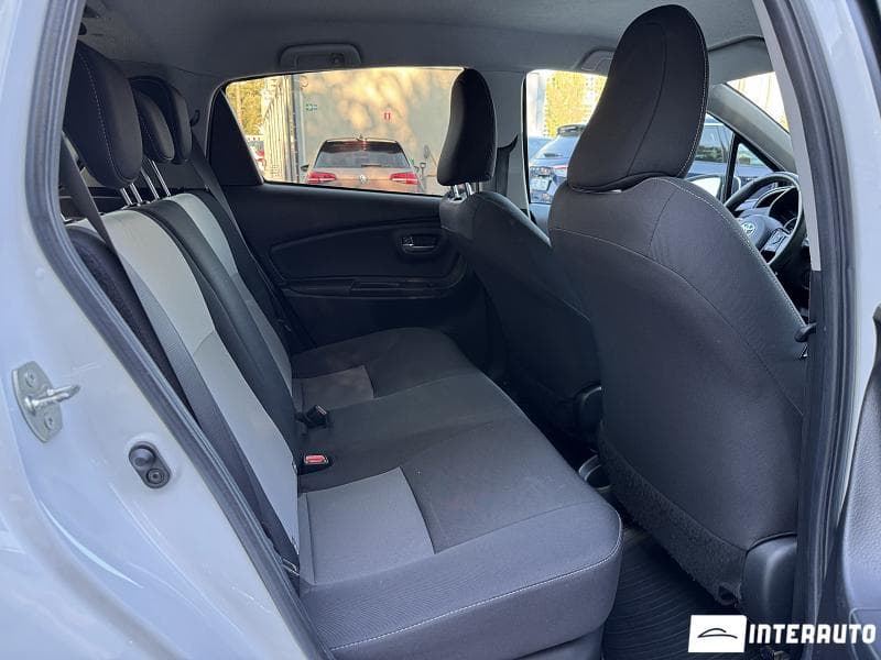 2018 Toyota Yaris — Miniatură 10