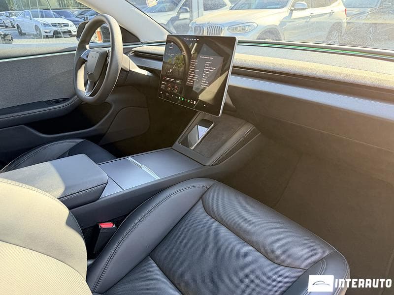 2023 Tesla Model 3 — Miniatură 15