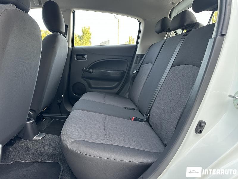 2019 Mitsubishi Space Star — Miniatură 15