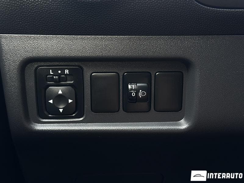 2019 Mitsubishi Space Star — Miniatură 8