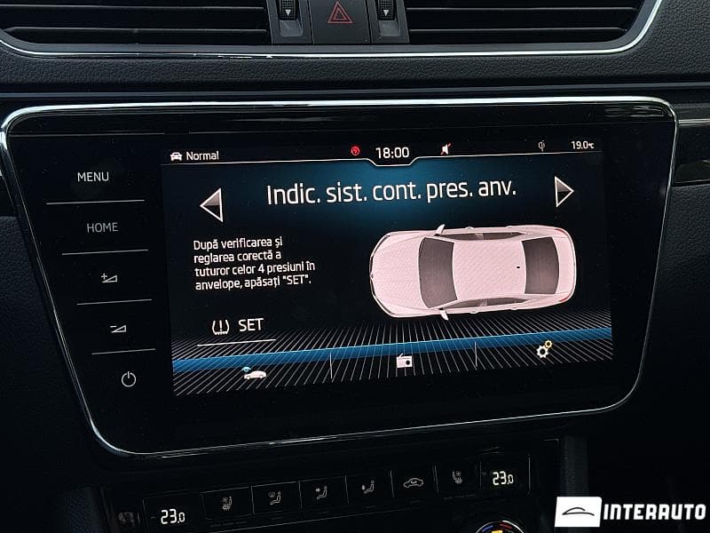 2019 Skoda Superb — Miniatură 15