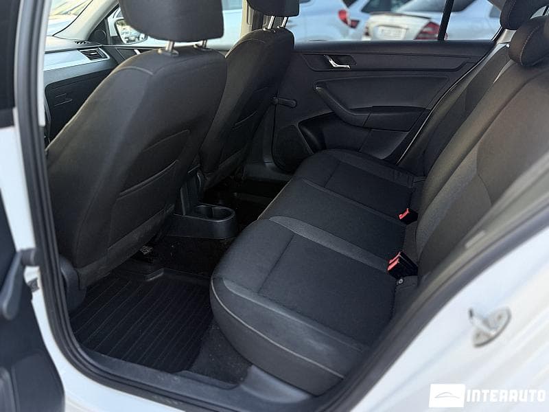 Skoda Rapid 2015 — Миниатюра 16