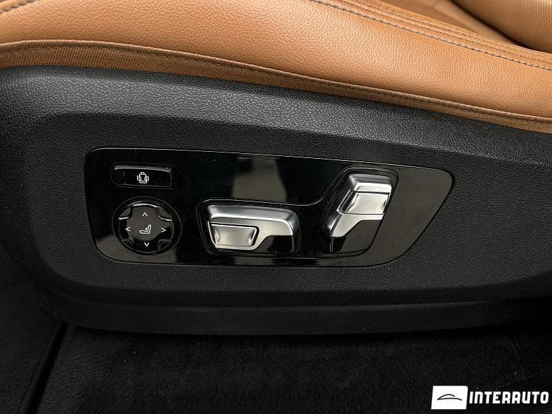 2019 BMW X5 4.0i — Miniatură 19