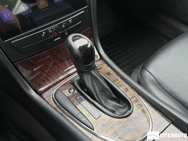 2005 Mercedes E 220 — Miniatură 13