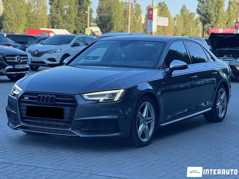 Audi S4