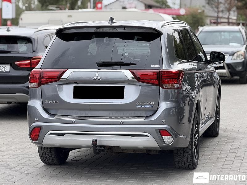 2018 Mitsubishi Outlander — Miniatură 4