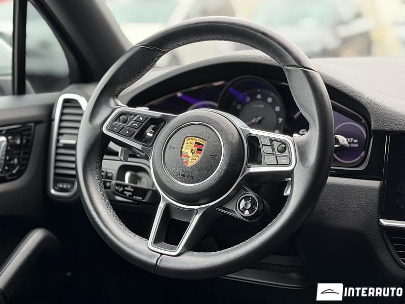 2021 Porsche Cayenne Coupe — Miniatură 11