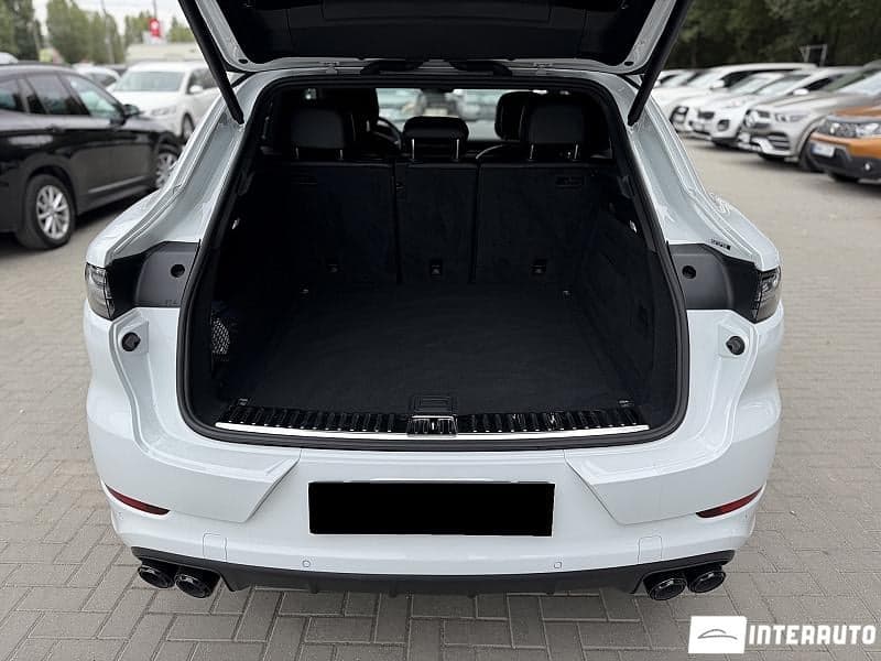 2021 Porsche Cayenne Coupe — Miniatură 21