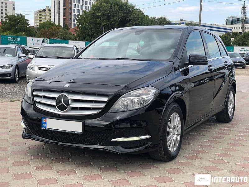 Mercedes B 200