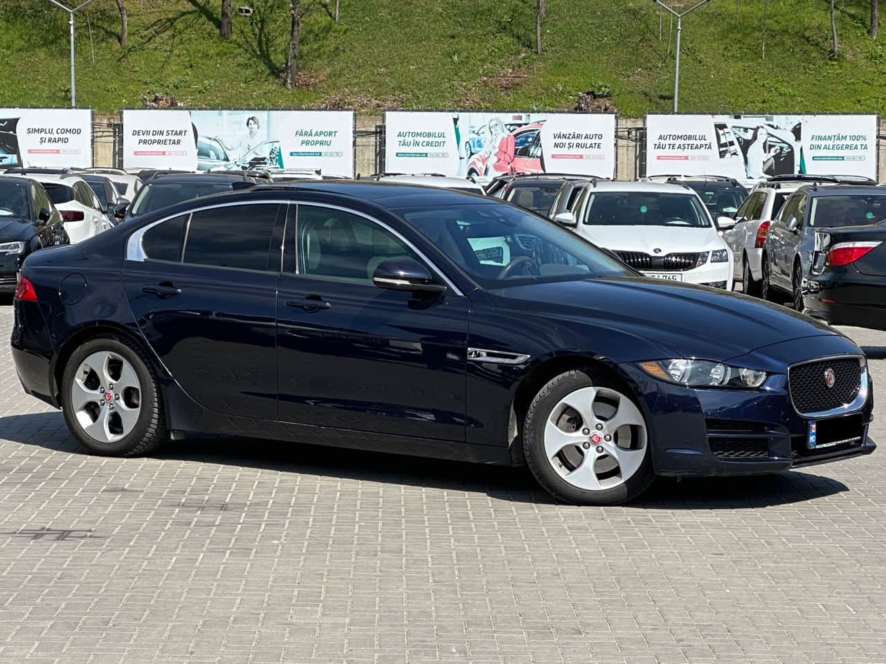2016 Jaguar XE