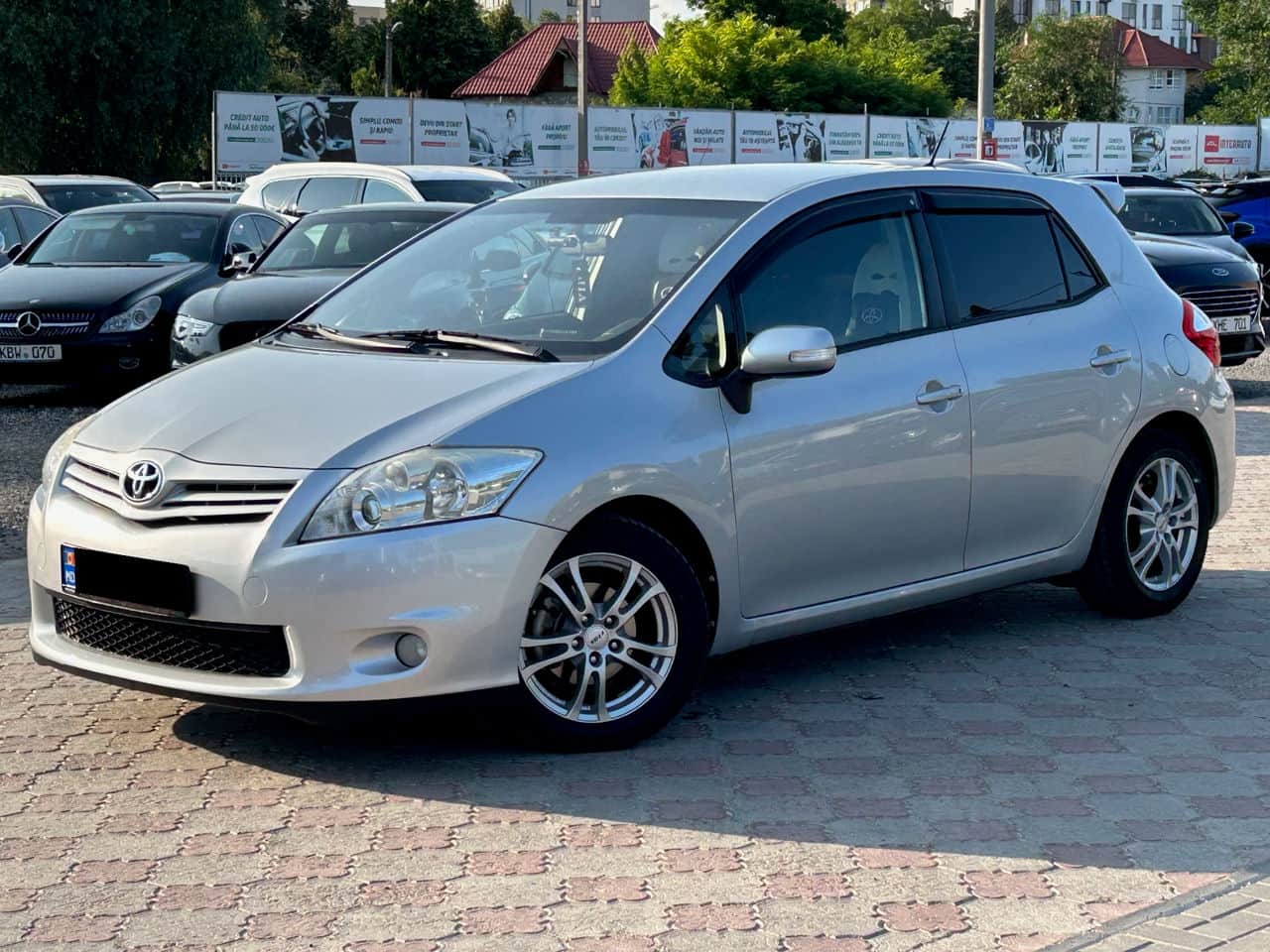 2012 Toyota Auris