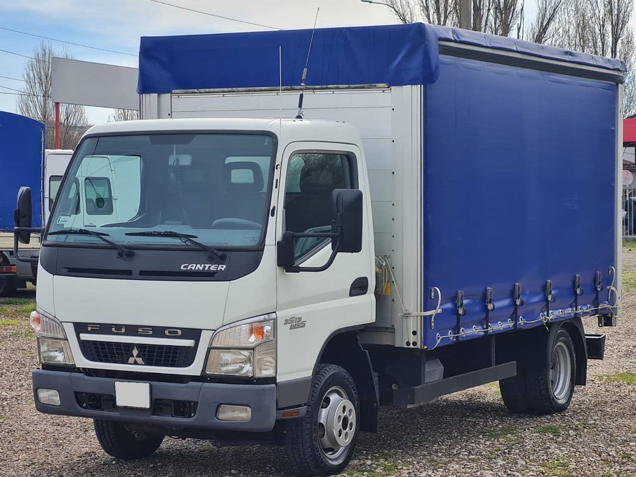Mitsubishi Canter