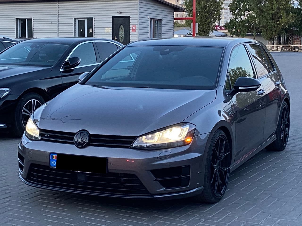 Volkswagen Golf R