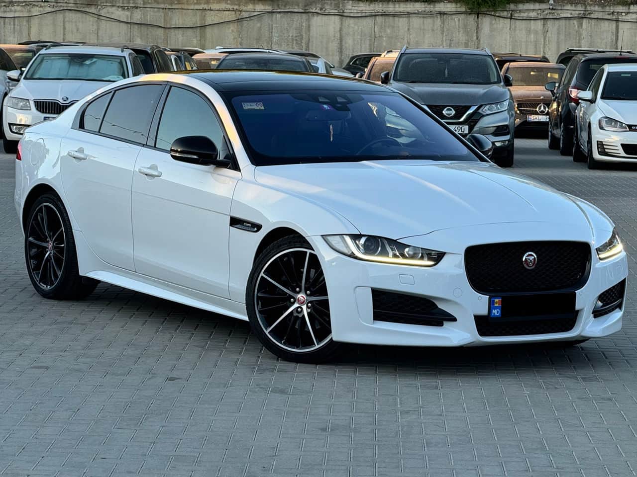 2016 Jaguar XE