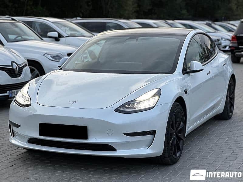2020 Tesla Model 3