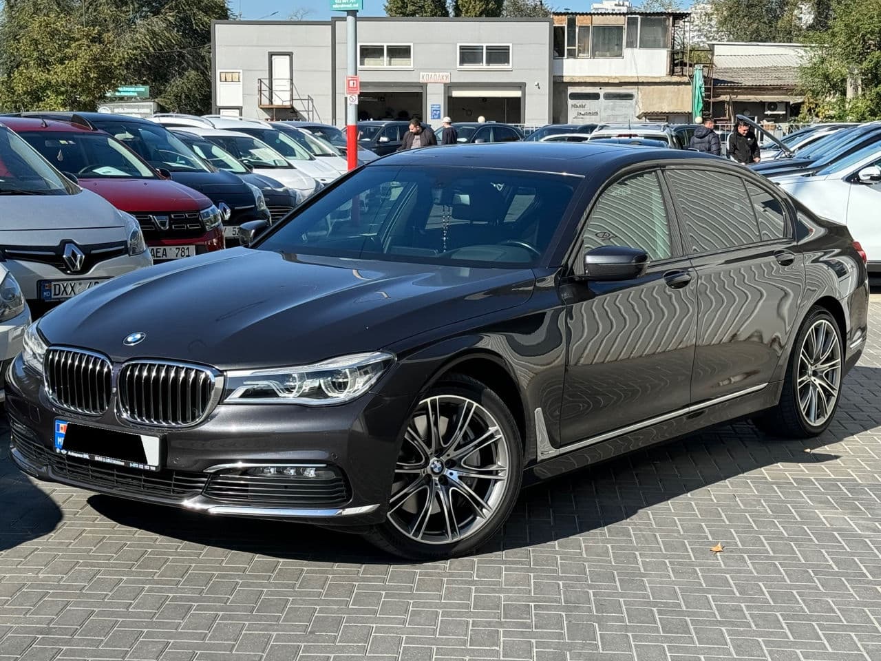 BMW 750