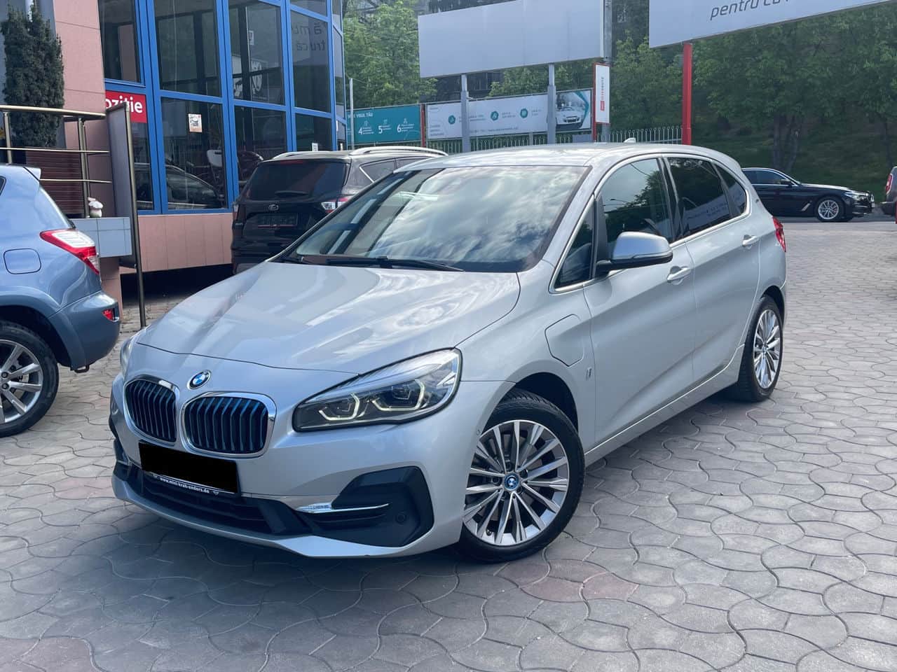 2019 BMW 225XE