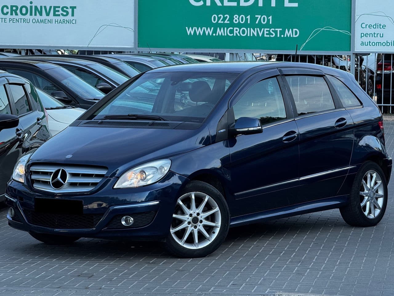 Mercedes B 180