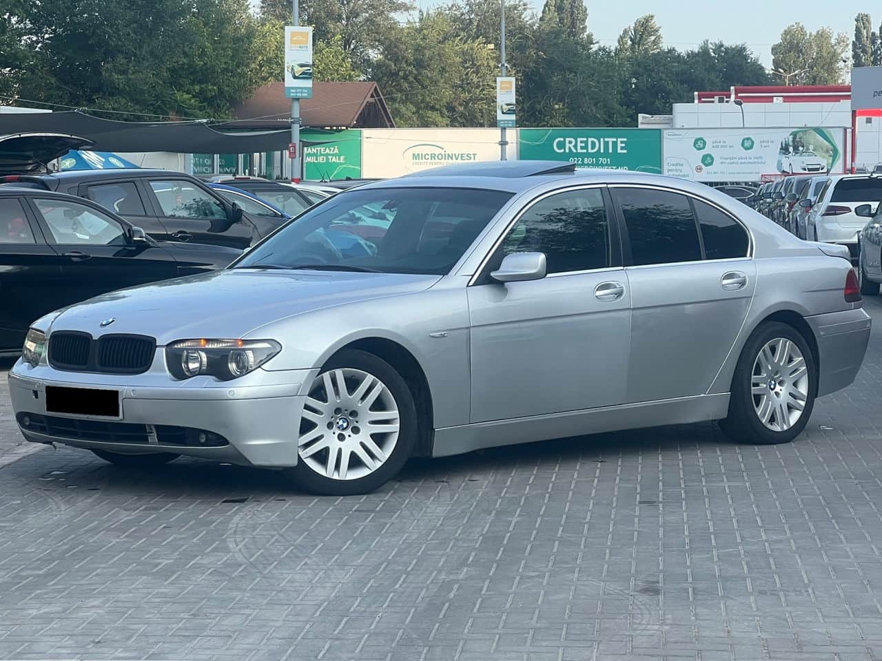 2004 BMW 730
