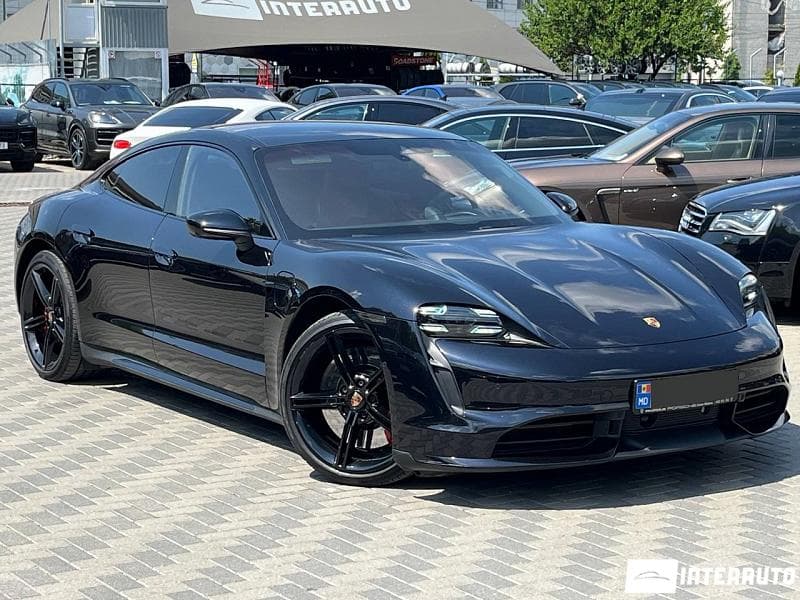 Porsche Taycan Turbo