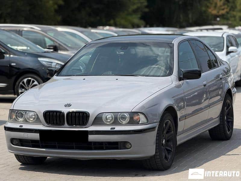 2003 BMW 530